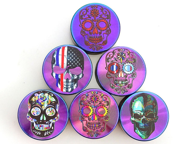 Grinder Rainbow Skulls 3p, Black, 24 x 39 mm