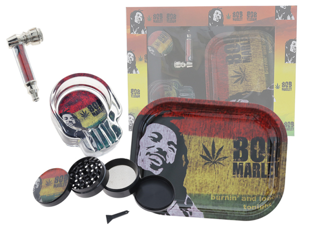 Geschenkbox "Weed" Grinder, Weed Pipe, Drehunterlage & Aschenbecher, versch. Motive; einzeln