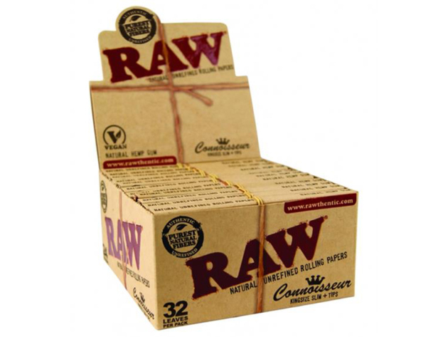 RAW Connoisseur King Size Slim 24 booklets each 32 leaves + Tips