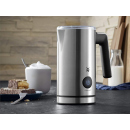 WMF Stelio elekt. Milchaufschäumer (500 Watt, 150-250 ml), UVP: 74,99 Euro
