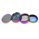 Grinder "Hanfblatt"; regenbogenfarbig; 4-tlg.; 6-fach sort.; Ø 45 mm; Höhe: 3,7 cm, einzeln