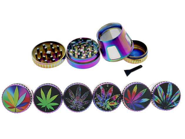 Grinder "Hanfblatt" regenbogenfarbig; 4-tlg.; 6-fach sort. mit Sichtfenster; Ø 45 mm; Höhe : 6,4 cm; einzeln