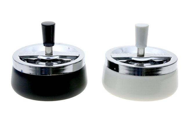 Schleuderaschenbecher weiß oder schwarz; 2-fach sort.; Ø 11,5 cm; Höhe 5,5 (10,5 cm)