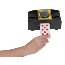 Spielkartenmischgerät; ca. 21 x 11,5 x 9,5 cm; UVP: 11,95 Euro